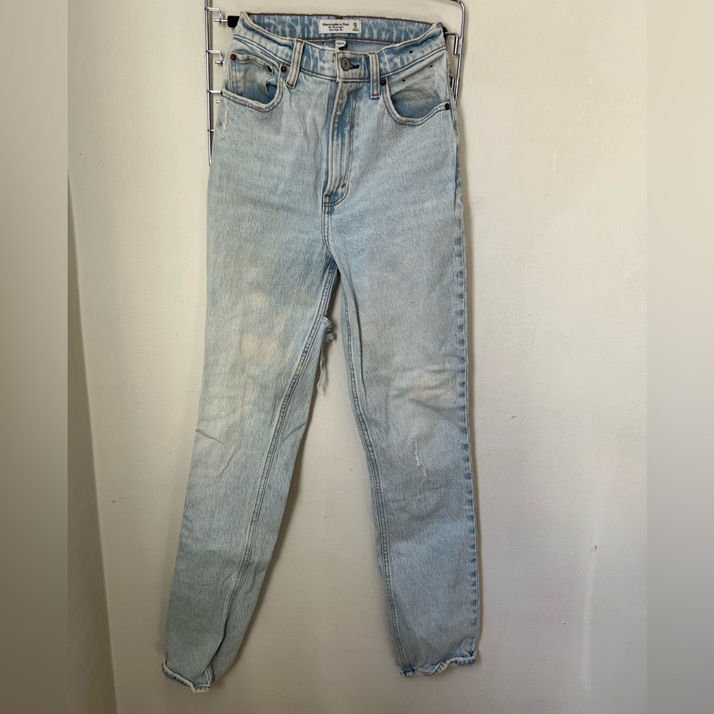 Light wash jeans